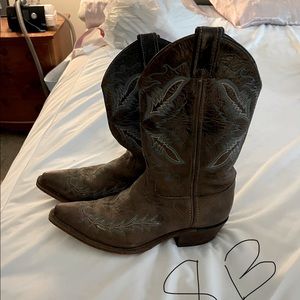 Western boots , size 8